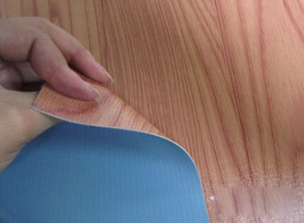 青岛赛诺聚乙烯蜡厂家浅谈塑料地板的翘曲性